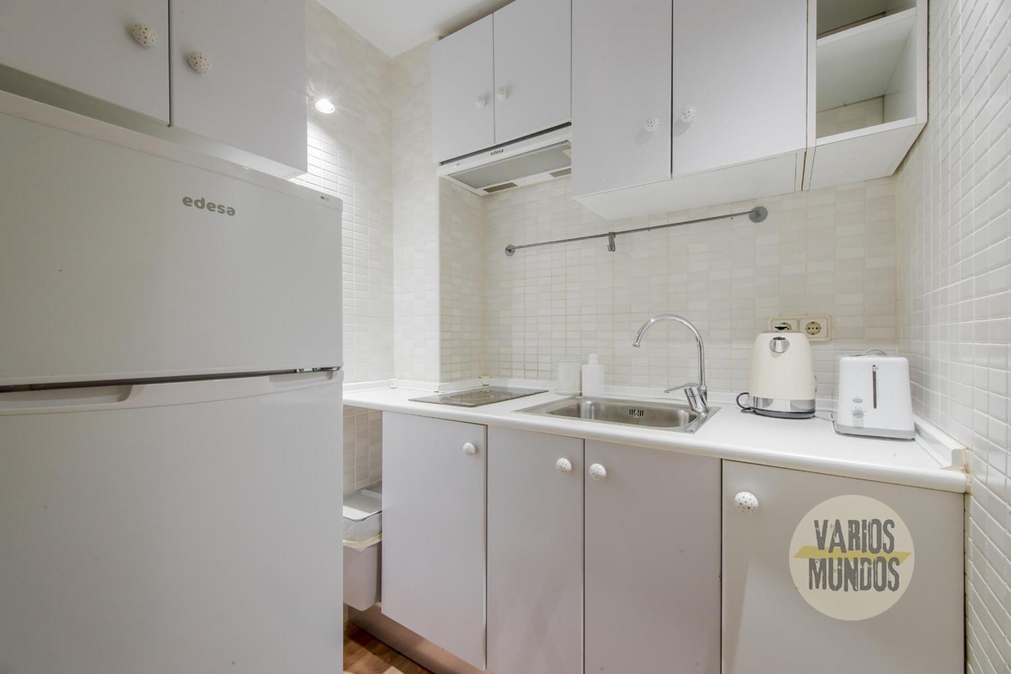 Elegante Apt Para 3 En Chueca A 1 Min De Gran Via Madrid Kültér fotó